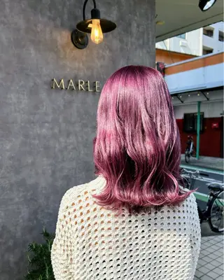 カラー 💫ブリーチカラー 鈴木美菜実💫のヘアスタイル