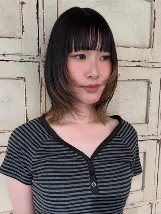 ミディアム RorriM所属・RorriM natsuのヘアスタイル