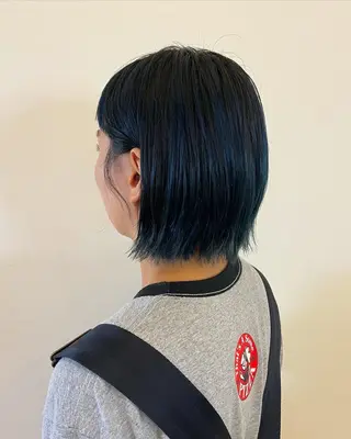 ショート カラー 時田 羽美のヘアスタイル