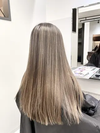 カラー JILL by GiseL/天神のヘアスタイル