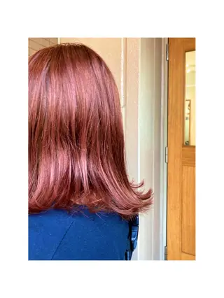 ミディアム カラー タカノ アツコのヘアスタイル