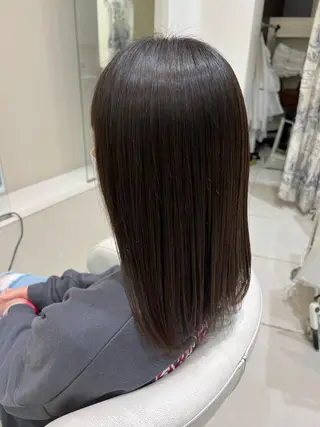 ミディアム 👑顔周り韓国風 レイヤーSHUTOのヘアスタイル