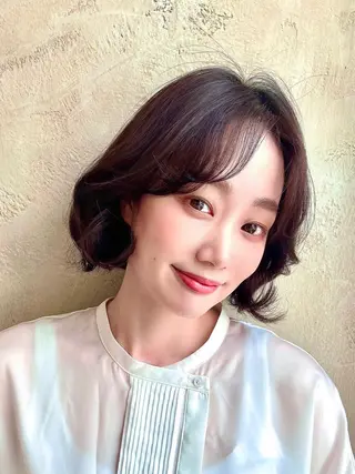 ミディアム カラー パーマ ヘアアレンジ Surpass所属・🌈小顔似合わせ SHIHO🌈のヘアスタイル