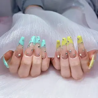 ネイル yu ri 🌹のネイルデザイン