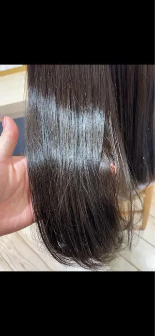 セミロング BiBi 藤野あゆみのヘアスタイル