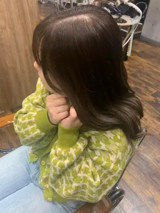 セミロング 透明感カラー🫧縮毛 矯正🪽izumiのヘアスタイル
