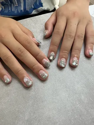 ネイル Laula🤍 ayakaのネイルデザイン