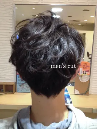 ショート FUJIIKANON /ケア‪透明感カラーのヘアスタイル