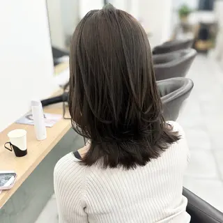 ミディアム カラー ブリーチなし/レイヤ ー特化🌈Tommyのヘアスタイル