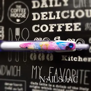 島屋 千奈美のネイルデザイン