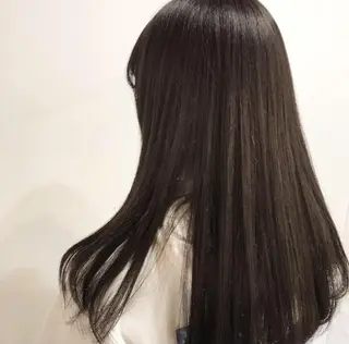 ロング ワタベ ハヤト/ トップデザイナーのヘアスタイル