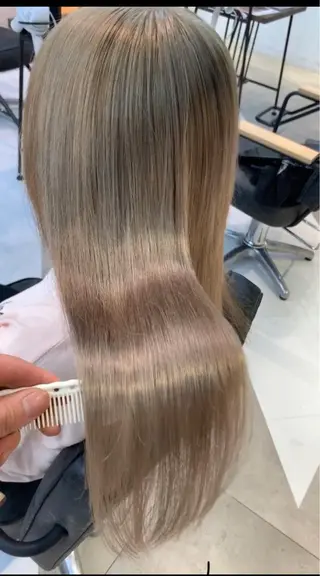 ロング カラー 酸性ストレート・ メンズ 三原 楊子のヘアスタイル