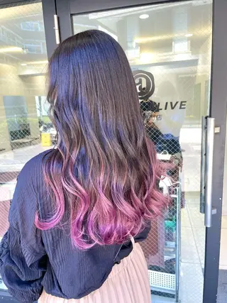 ロング カラー 横山 奈央のヘアスタイル