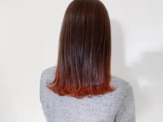 セミロング カラー タカハシ ハヤトのヘアスタイル