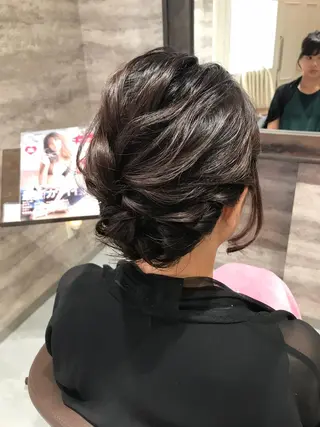 ヘアアレンジ uru"所属・uru" すずきさゆりのヘアスタイル