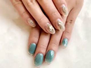 ネイル 【尾下】 ロイヤル•セラピストのネイルデザイン