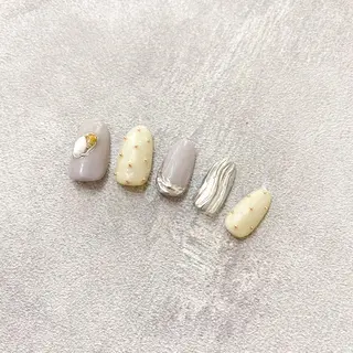 ネイル ゴテゴテ💙ワンホン リオナのネイルデザイン