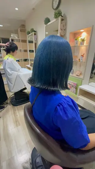 ミディアム カラー 🌈派手髪ハイトーン 🌈鈴木亮太🌈のヘアスタイル