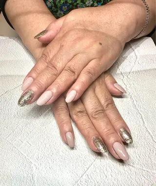 ネイル Tanemoto所属・Ueda Rieのネイルデザイン