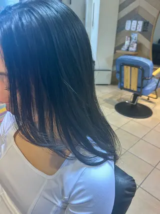 ロング 宮川 桃英のヘアスタイル