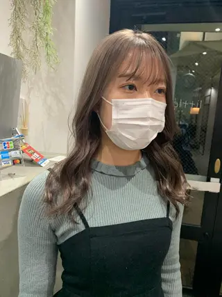 セミロング カラー ヘアアレンジ kei/透明感カラー /ベージュ/髪質改善のヘアスタイル