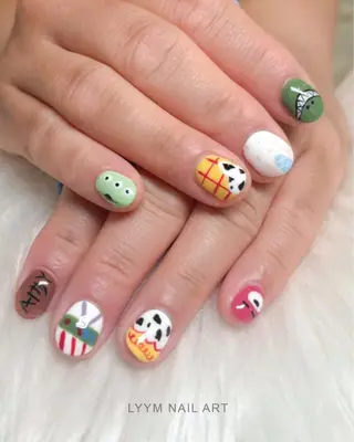 ネイル LYYM Nail Salonのネイルデザイン