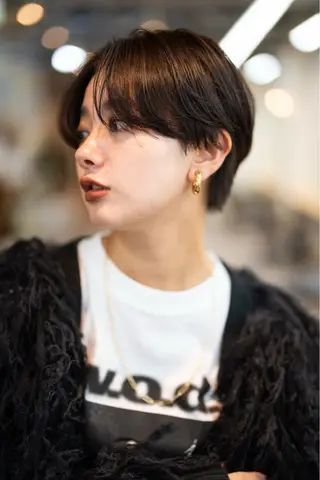 ショート メンズカット ワンカラー🫧のヘアスタイル