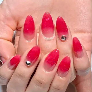 ネイル VOGUE ×SWANのネイルデザイン