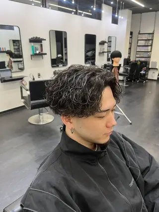 ミディアム パーマ メンズ メンズ特化🔥 齋藤 航のヘアスタイル