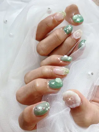 ネイル salon Ange 五反田店所属・アンジュ Sumiのネイルデザイン