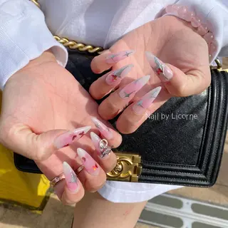 ネイル Nail by Licorneのネイルデザイン