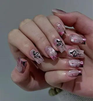 ネイル 相沢 さやかのネイルデザイン