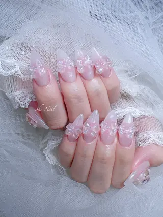 ネイル She   Nail所属・ISA_ BELLAのネイルデザイン