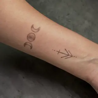 May. 昭和町のネイルデザイン