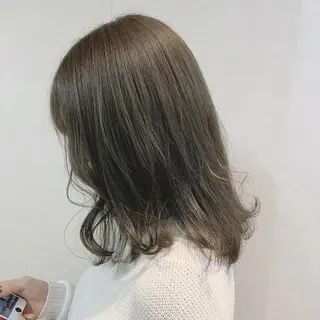 カラー hair salon chic.所属・chic.エクステ. 艶カラー.miu🦊のヘアスタイル