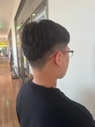ショート メンズ 菅野 花のヘアスタイル
