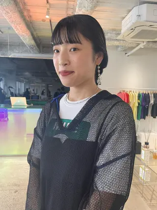 ミディアム oma 袮次金 鈴香のヘアスタイル