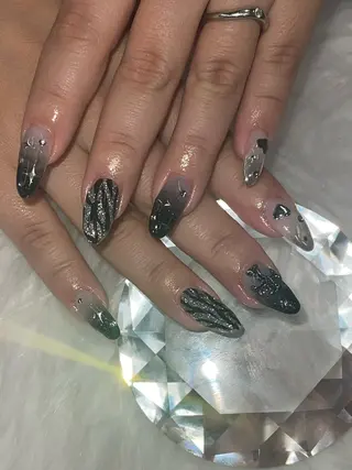 ネイル Basic本厚木店 𝑨𝒀𝑼✨️のネイルデザイン