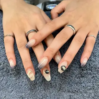 ネイル MHR nailのネイルデザイン