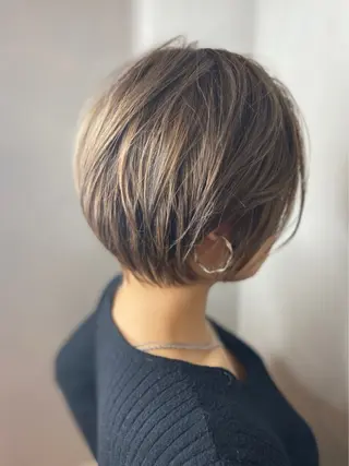 ショート L’atelier BROCANTE （ラトリエ　ブロカント）所属・BROCANTE立川 karasawa.nのヘアスタイル