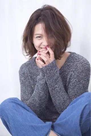 ミディアム にった みずきのヘアスタイル