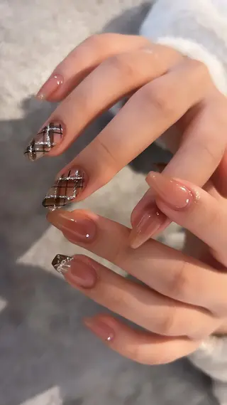 ネイル Mignon所属・Mignon 、のネイルデザイン