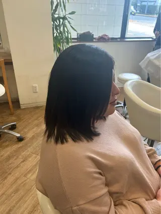 ミディアム 水木 里咲のヘアスタイル