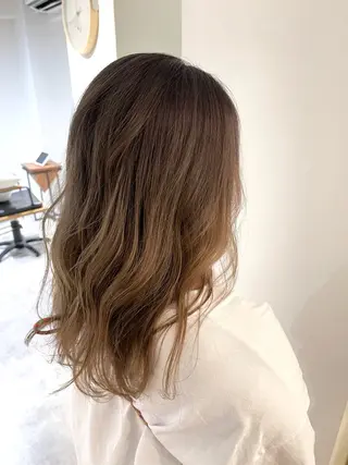 セミロング カラー ヘアアレンジ 髪質改善×艶カラー ANDIAMO 楓のヘアスタイル