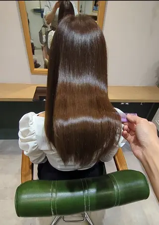ロング youreshair髪質改善トリートメント&ヘッドスパあざみ野店所属・LISA .のヘアスタイル