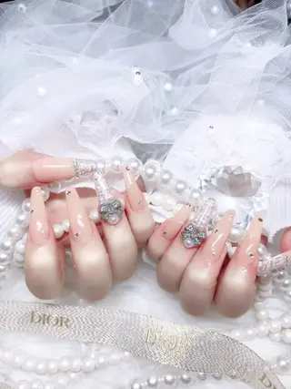 ネイル Yudia🦋 azuのネイルデザイン