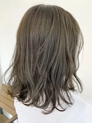 ミディアム フリーランス 美容師 cayocoのヘアスタイル