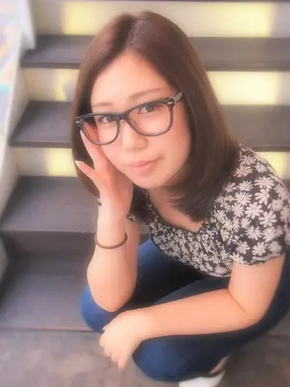 カラー パピヨンロゼ カラー特化/ブリーチのヘアスタイル