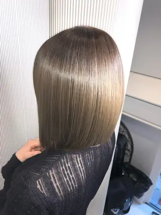 セミロング パーマ ✨髪を傷ませない✨ 吉田ひじりのヘアスタイル