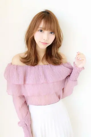 ミディアム CHAINON 近鉄奈良店のヘアスタイル